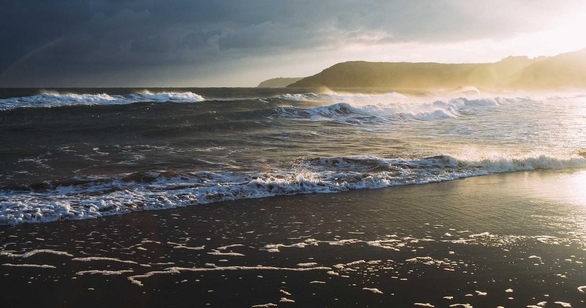 Featured: Teaching English Abroad Without a Degree: 12 Countries That Hire Based on TEFL Certification Alone