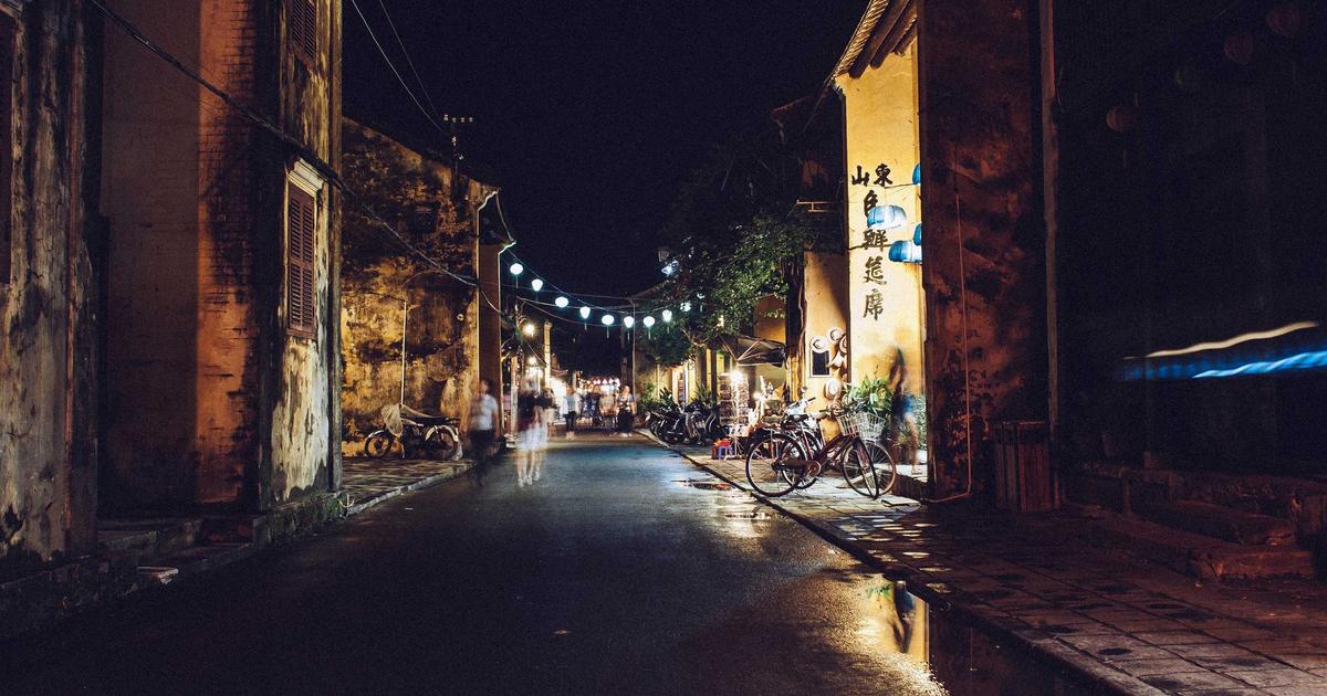 Featured: Flipped Classroom Model: 47 Teachers Share What Actually Happens When Homework Becomes Classwork